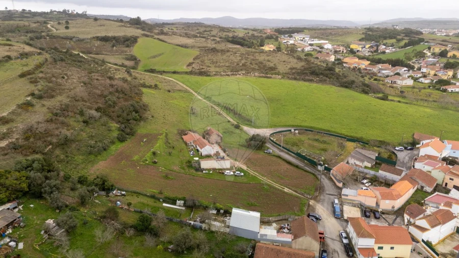 Moradia T2 para Venda em Arranho Foto 19