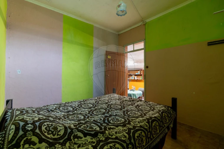 Moradia T2 para Venda em Arranho Foto 15