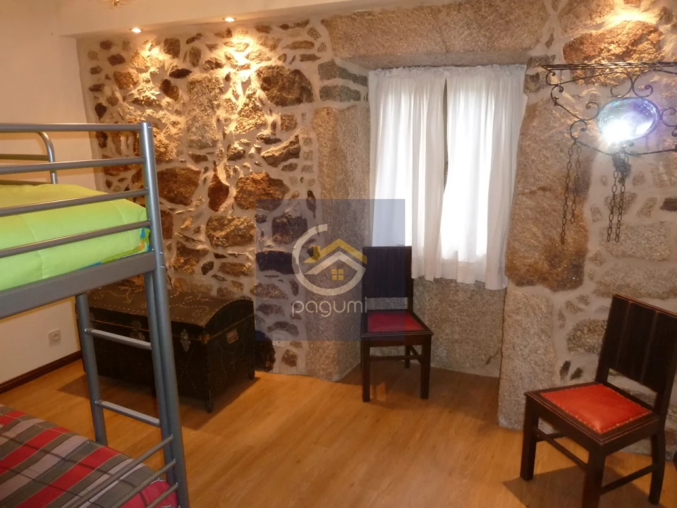 Moradia T6 para Venda em Arnoia Foto 38