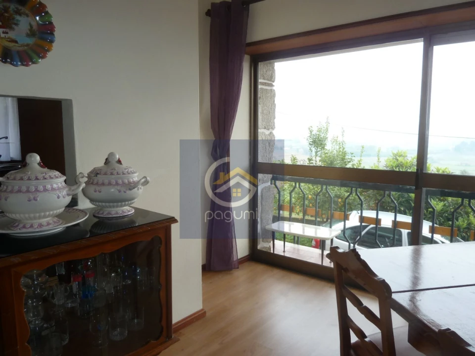 Moradia T6 para Venda em Arnoia Foto 39