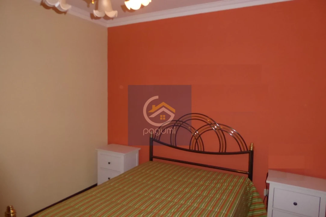 Moradia T6 para Venda em Arnoia Foto 49