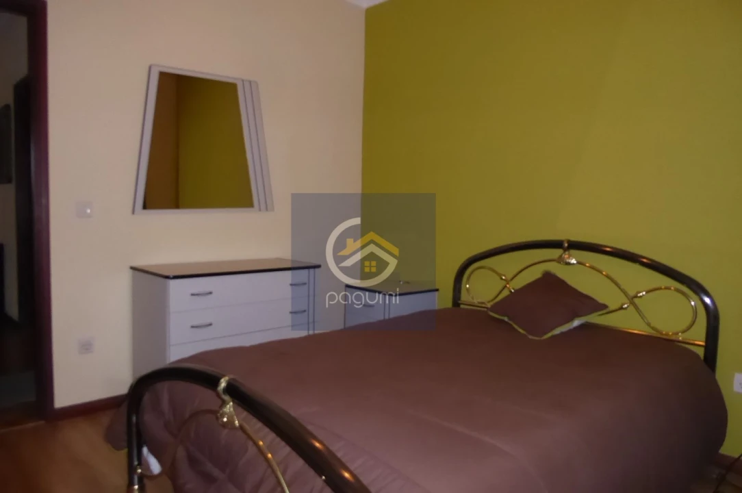 Moradia T6 para Venda em Arnoia Foto 51