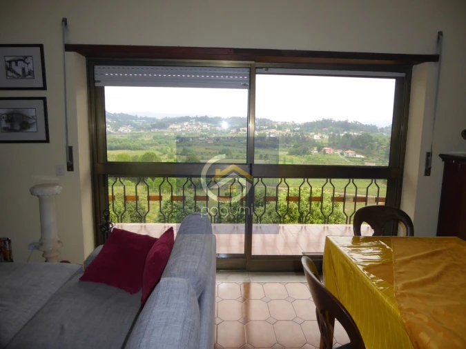 Moradia T6 para Venda em Arnoia Foto 45