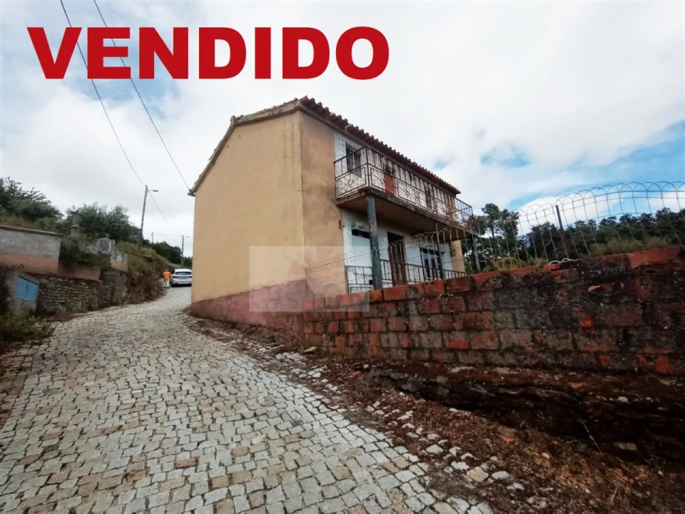 Moradia T3 para Venda em Souto da Casa Foto 1