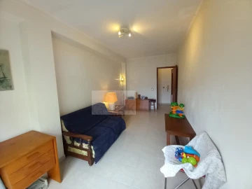 Apartamento T1 para Venda em Nossa Senhora do Pópulo, Coto e São Gregório