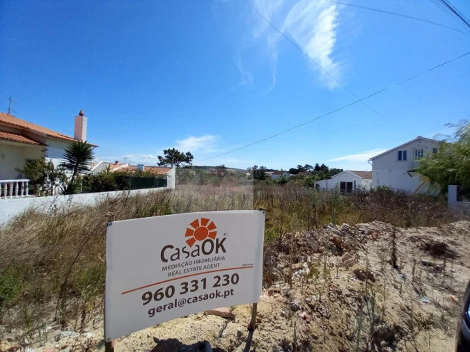 Terreno para Venda em Santa Maria, São Pedro e Sobral da Lagoa Foto 1