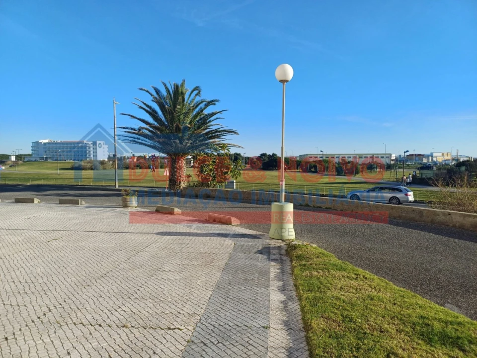 Loja para Venda em Peniche Foto 3