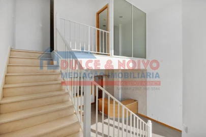 Loja para Venda em Peniche