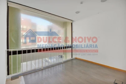 Loja para Venda em Peniche