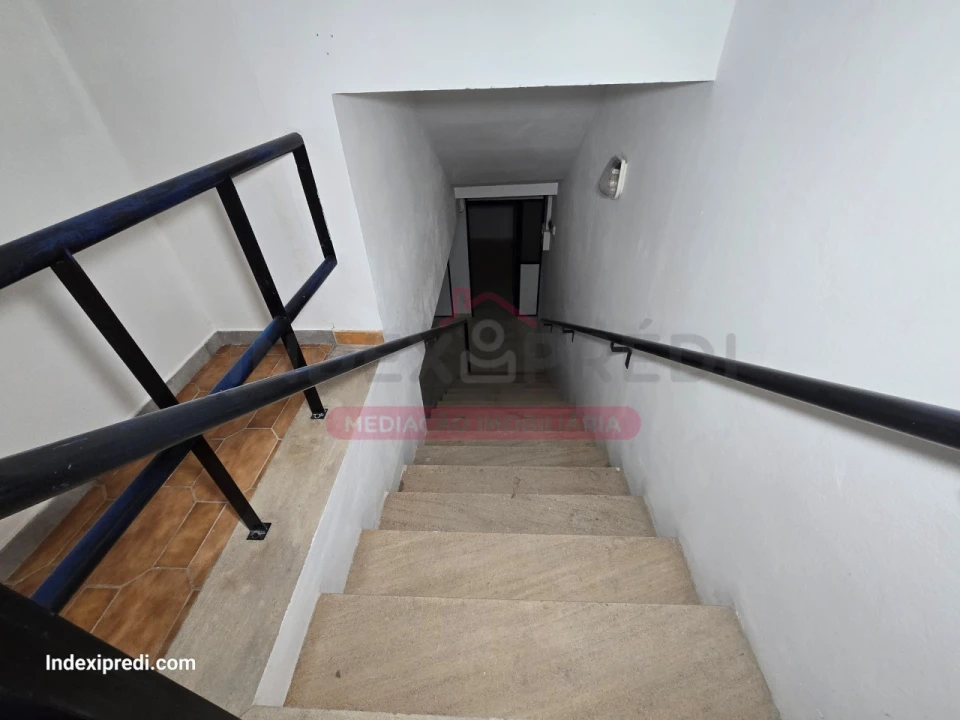 Loja para Venda em Arcos e Mogofores Foto 24