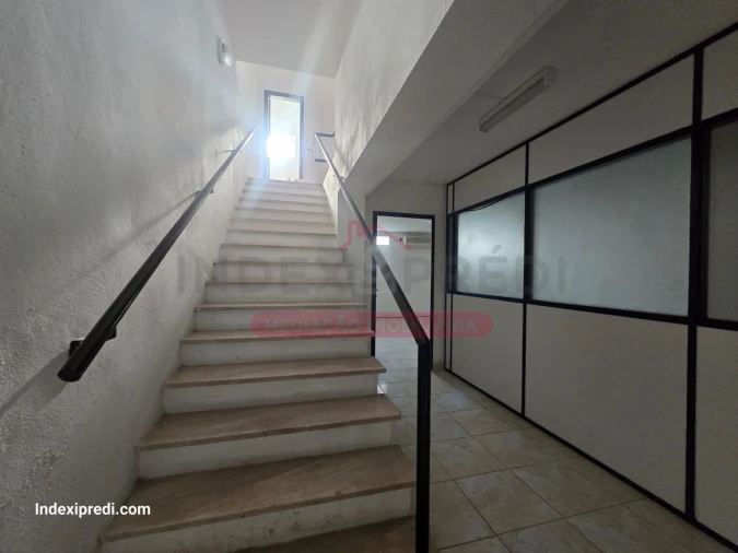 Loja para Venda em Arcos e Mogofores Foto 15