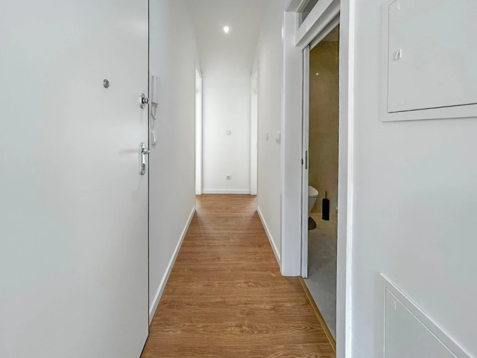Apartamento T2 para Venda em São Vicente Foto 7