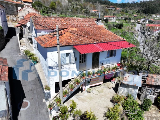 Moradia T3 para Venda em Sande e São Lourenço Foto 1