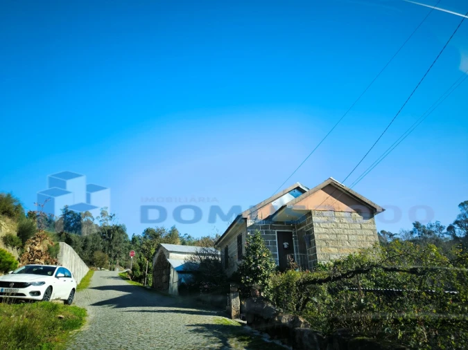 Moradia T3 para Venda em Sande e São Lourenço Foto 1