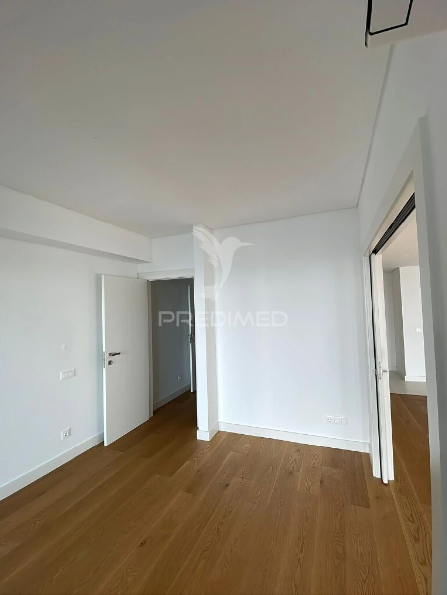Apartamento T3 para Venda em São Martinho Foto 9
