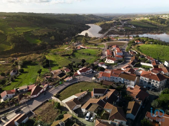 Moradia T4 para Venda em A dos Negros Foto 7