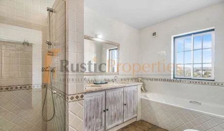 Moradia T3 para Venda em Loule (São Clemente)