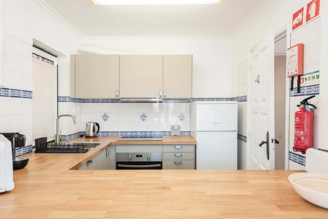 Apartamento T2 para Arrendamento férias em Quarteira Foto 8