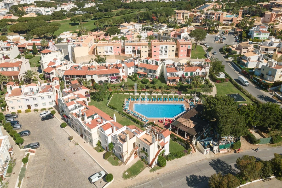 Apartamento T2 para Arrendamento férias em Quarteira Foto 1