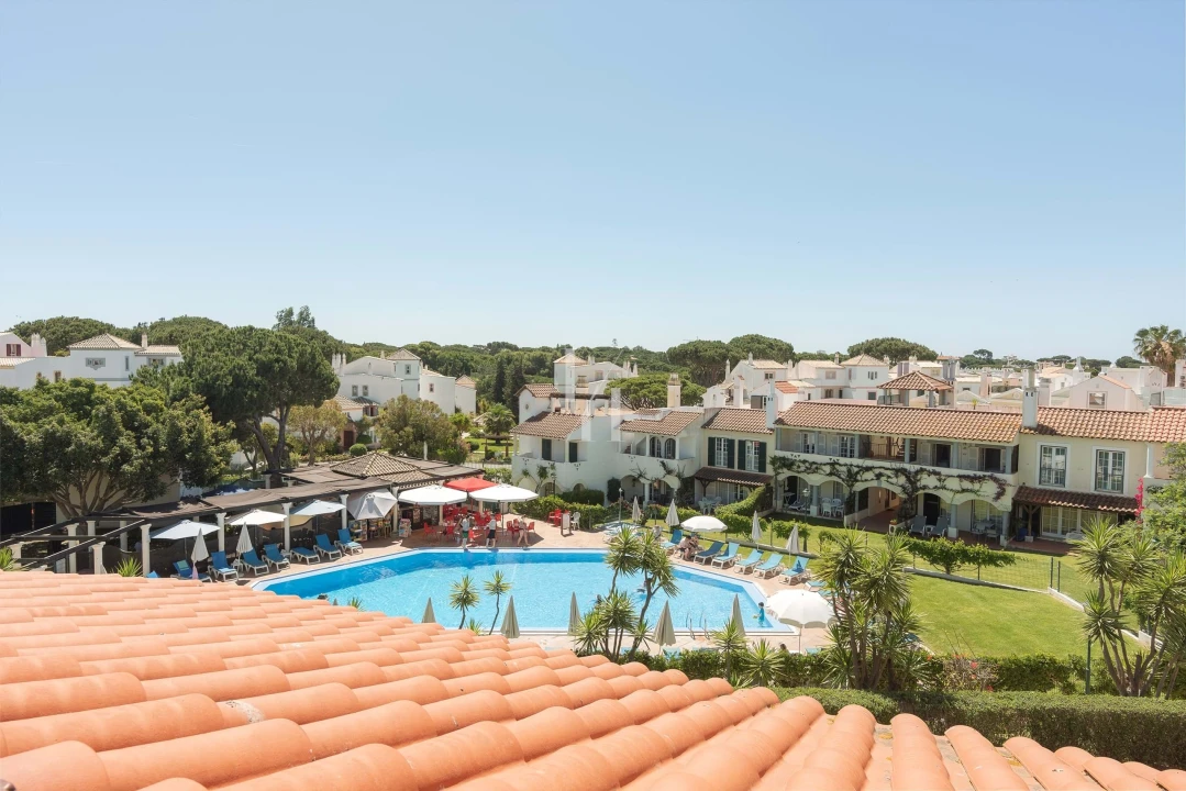 Apartamento T2 para Arrendamento férias em Quarteira Foto 25