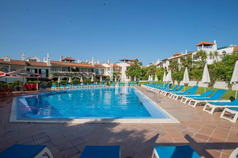 Apartamento para Arrendamento férias em Quarteira Foto 13