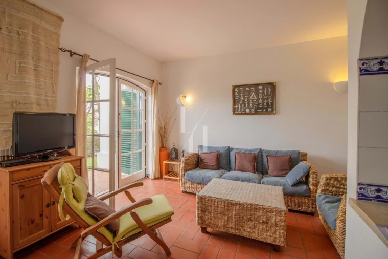 Apartamento T2 para Arrendamento férias em Quarteira Foto 5