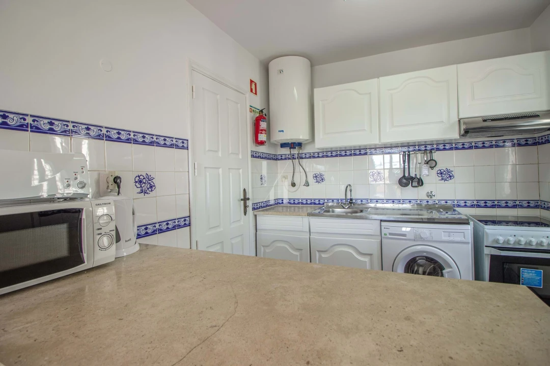 Apartamento T2 para Arrendamento férias em Quarteira Foto 13