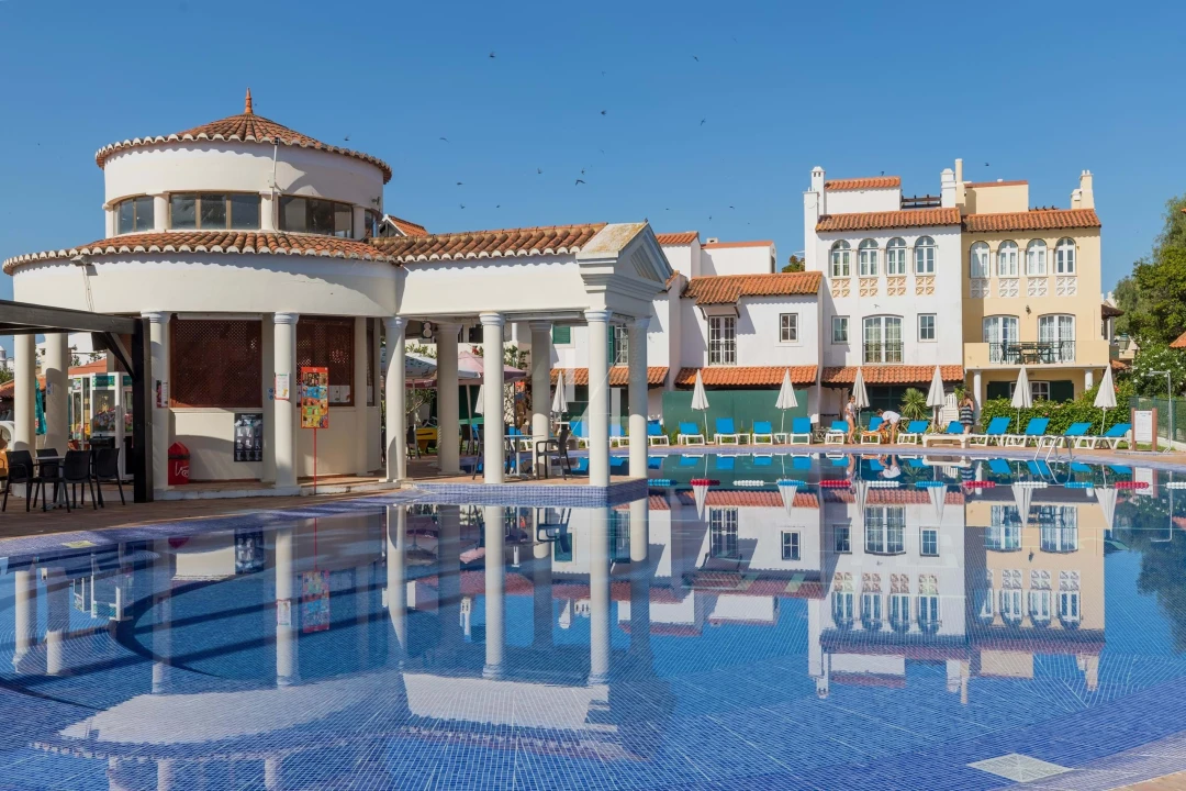 Apartamento T2 para Arrendamento férias em Quarteira Foto 24