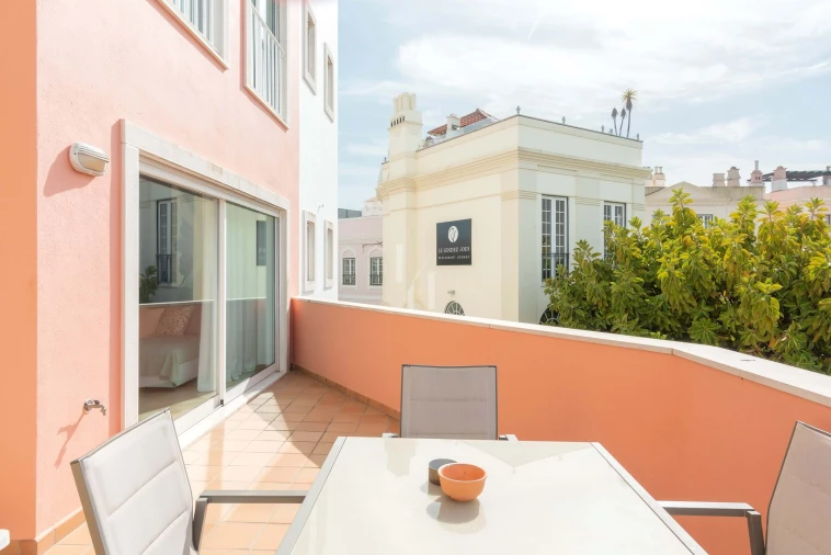 Apartamento para Arrendamento férias em Quarteira Foto 13