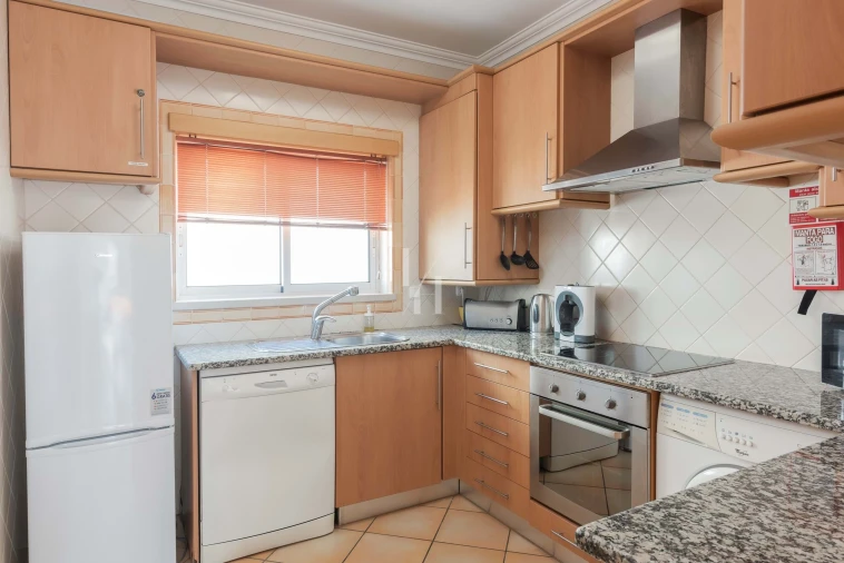 Apartamento para Arrendamento férias em Quarteira Foto 7