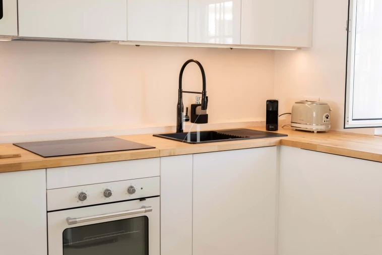 Apartamento T3 para Arrendamento férias em Quarteira Foto 8