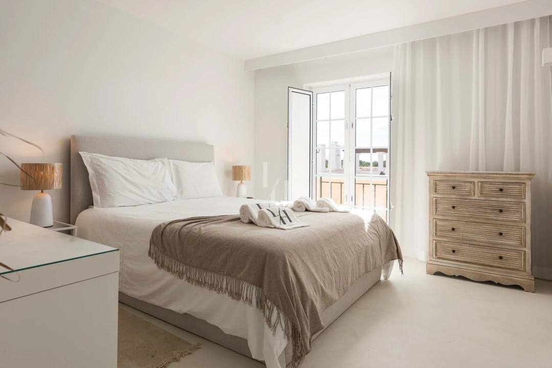 Apartamento T3 para Arrendamento férias em Quarteira Foto 7