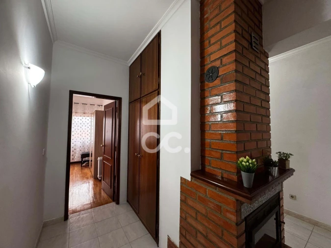 Apartamento T3 para Venda em Vilar de Nantes Foto 18