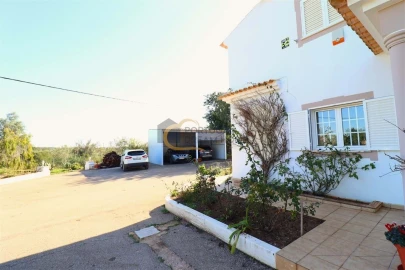 Moradia T4 para Venda em Silves