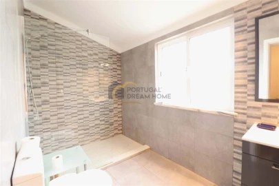 Moradia T4 para Venda em Silves