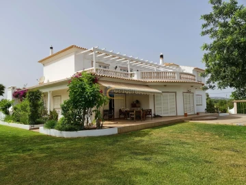 Moradia T4 para Venda em Silves