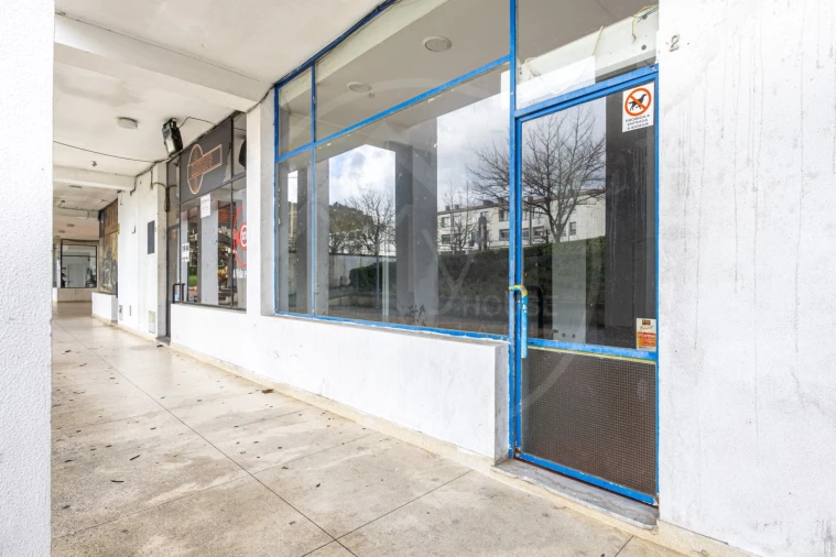 Loja para Arrendamento em Vila Pouca de Aguiar Foto 5