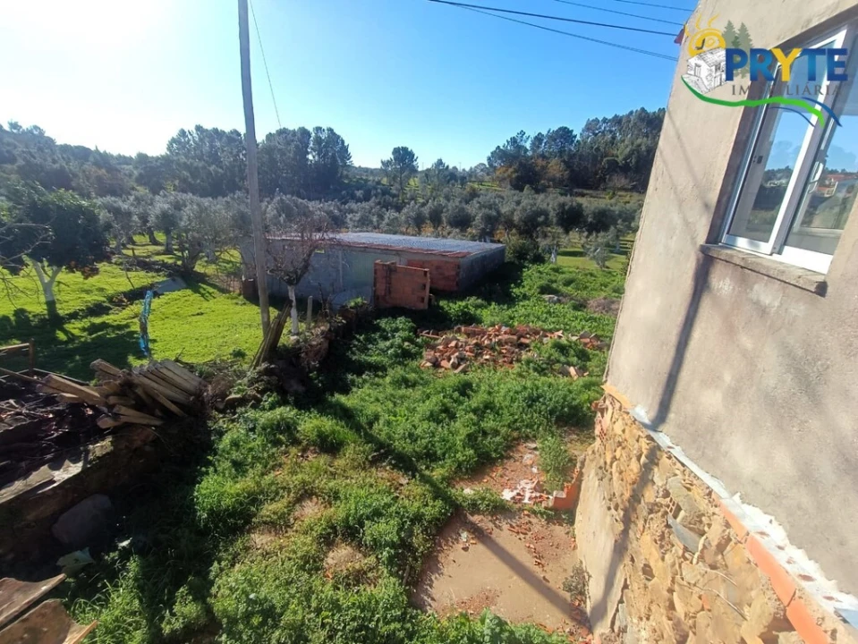 Moradia T5 para Venda em Cabeçudo Foto 14