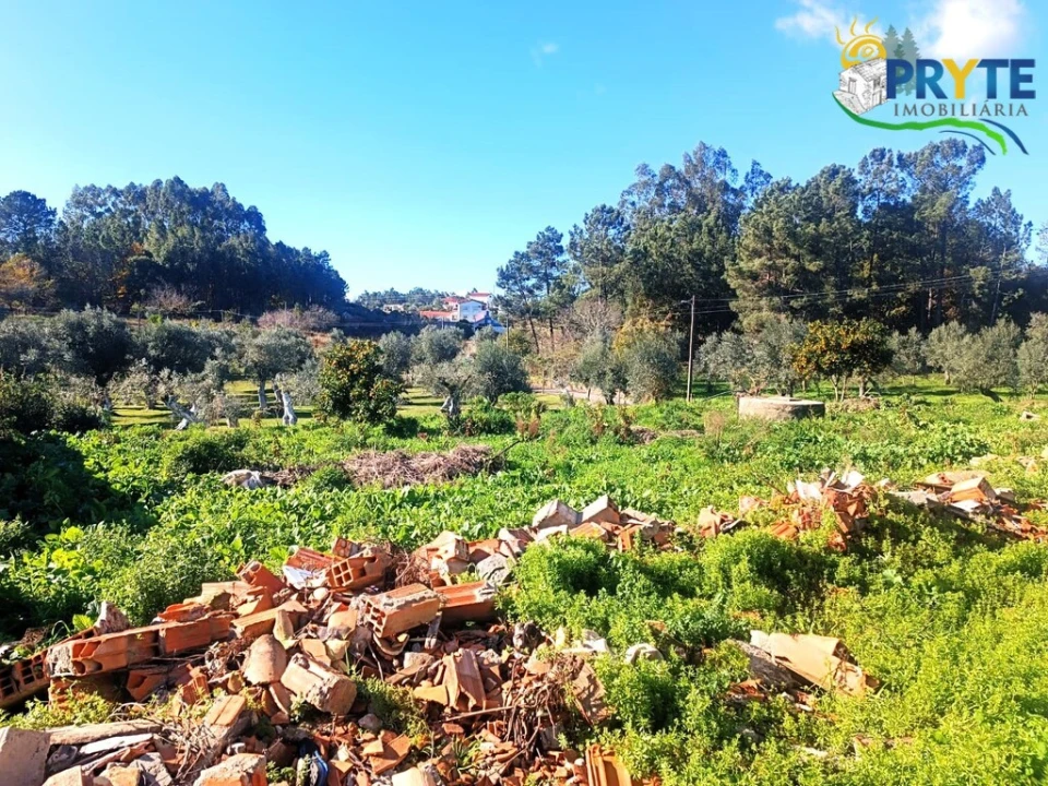 Moradia T5 para Venda em Cabeçudo Foto 41