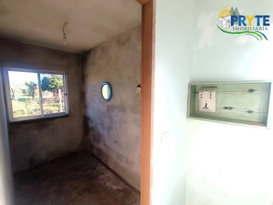 Moradia T2 para Venda em Cabeçudo Foto 8