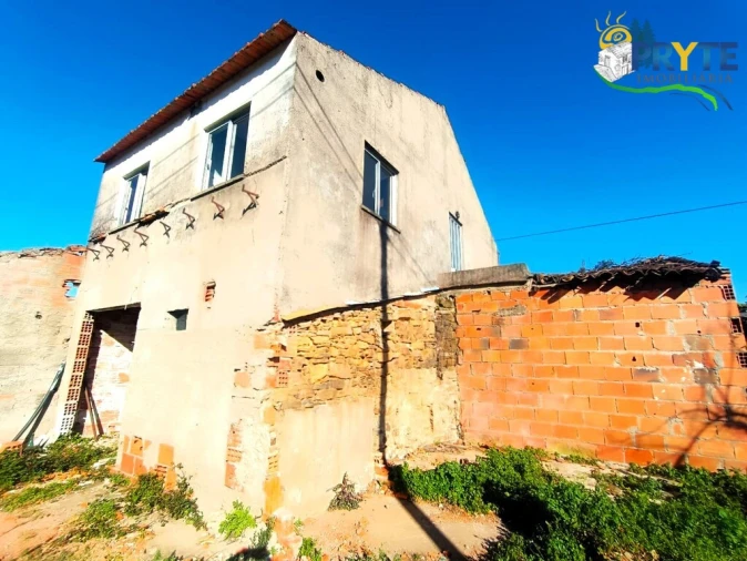 Moradia T5 para Venda em Cabeçudo Foto 17