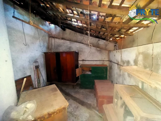 Moradia T5 para Venda em Cabeçudo Foto 30