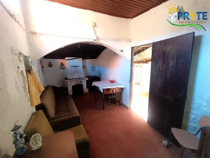 Moradia T5 para Venda em Cabeçudo Foto 31