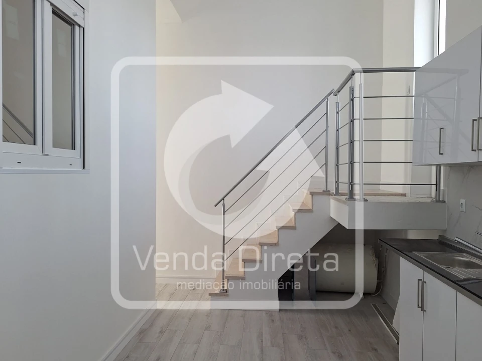 Loja para Venda em Alto do Seixalinho, Santo André e Verderena Foto 18