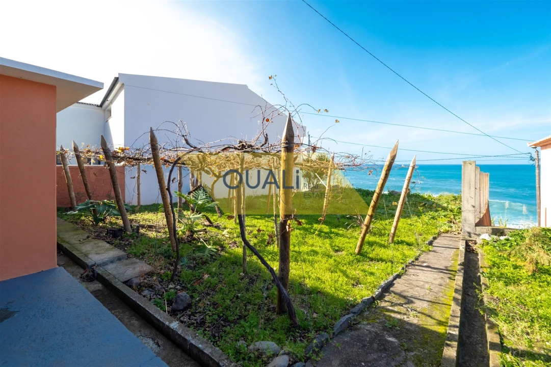 Moradia T3 para Venda em Ponta Delgada Foto 7