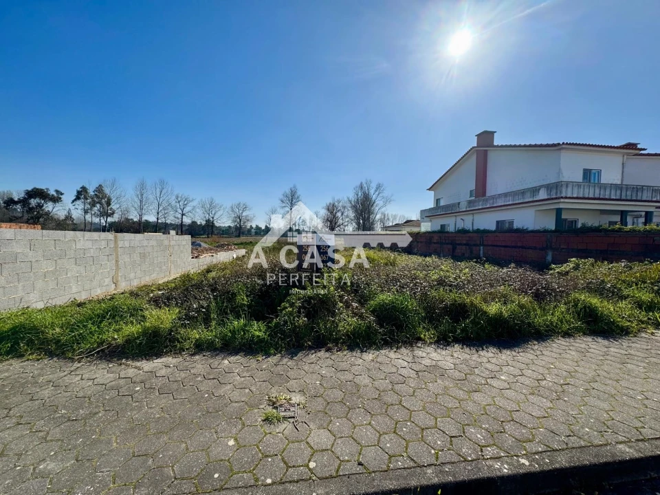 Terreno para Venda em Ovar, São João, Arada e São Vicente de Pereira Jusã Foto 1