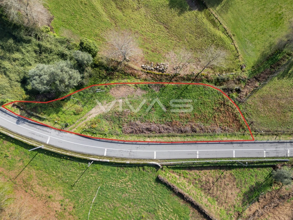 Terreno para Venda em Valbom (São Pedro), Passô e Valbom (São Martinho) Foto 1