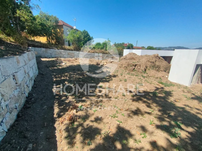 Moradia T3 para Venda em Campo e Sobrado Foto 6