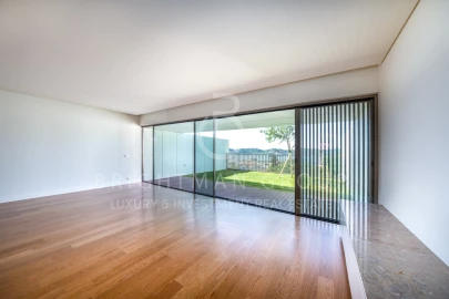 Moradia T4 para Venda em Alcantara