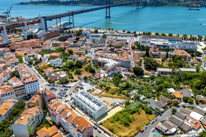 Moradia T4 para Venda em Alcantara